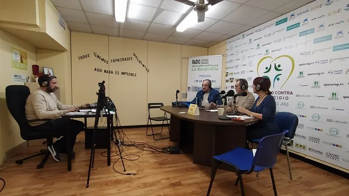 DIARIO SALIR RADIO – Programa 9  – Contrastes
