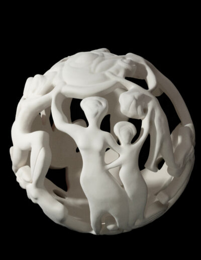 Daphne Anastassiou, exposición de pintura y escultura